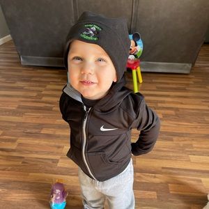 Meet your Posher, Charles